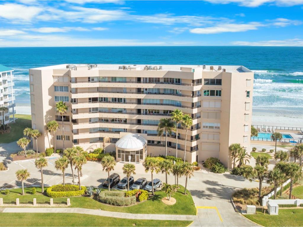TOWERS AT PONCE INLET TOWER 07 CONDO - Residential
