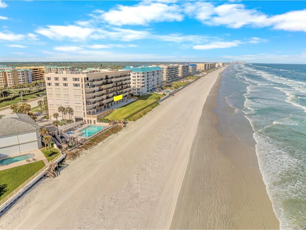 TOWERS AT PONCE INLET TOWER 07 CONDO - Residential