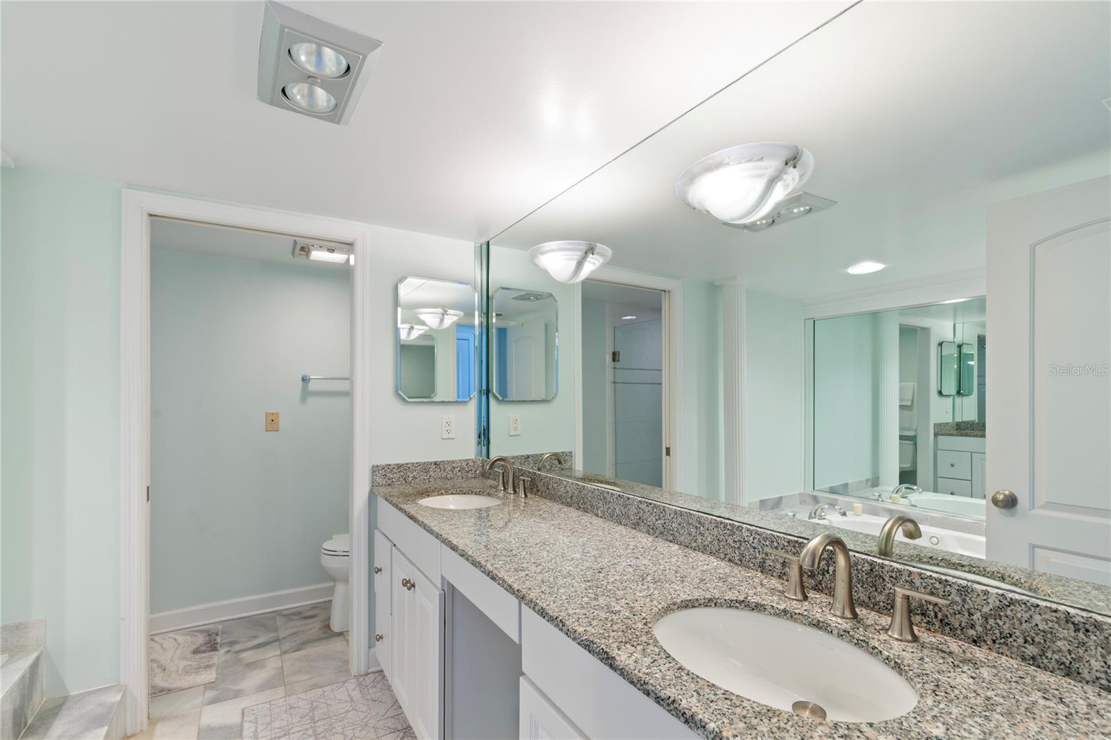 SERENO DEL SOL CONDO - Residential