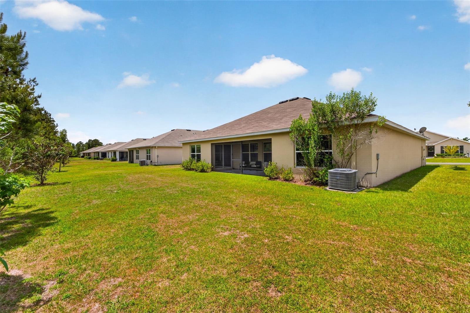 HERNANDO OAKS PH 3 - Residential