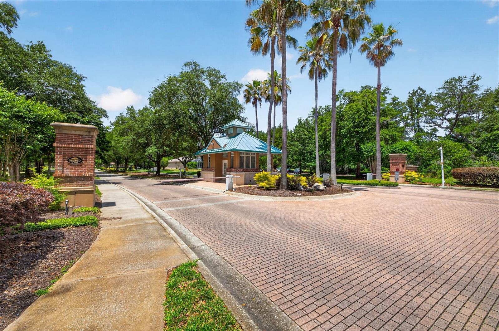 HERNANDO OAKS PH 3 - Residential