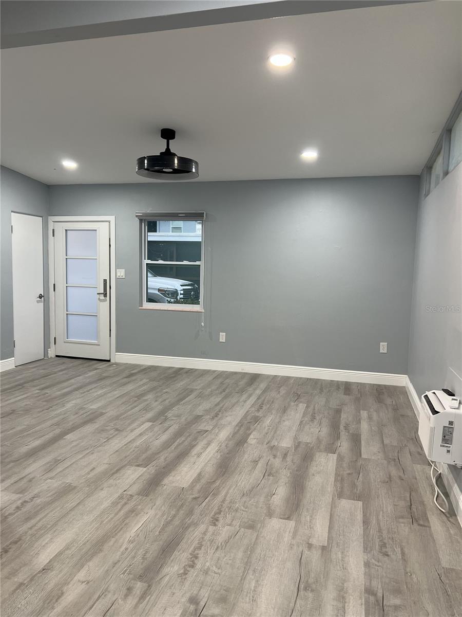 SCHINDLER SUB - Residential Lease