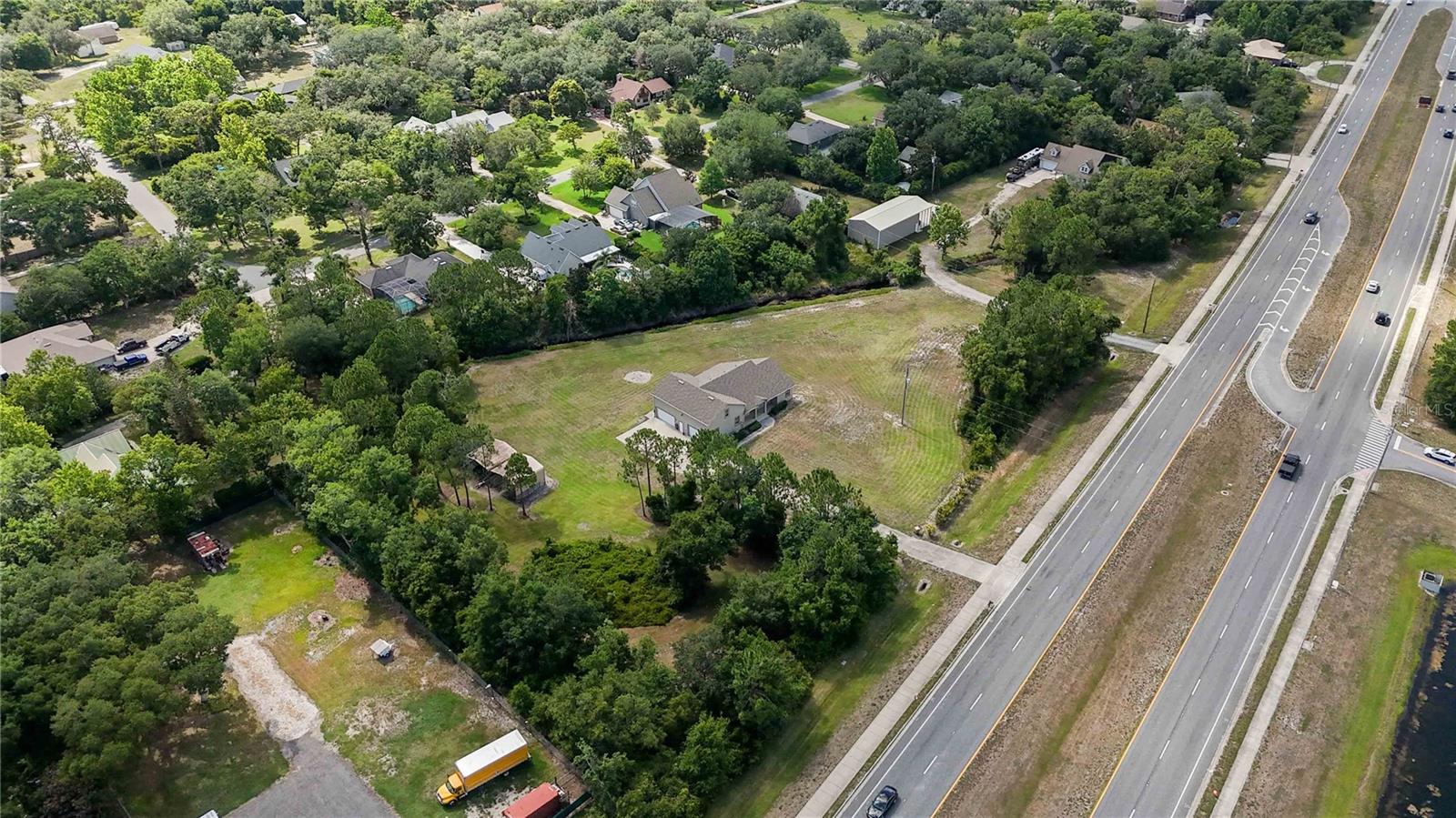 RUNNYMEDE NORTH HALF TOWN OF - Residential