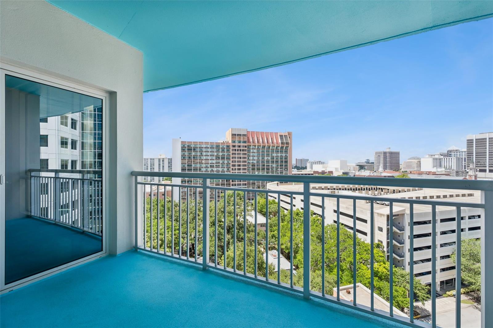 WAVERLY/LK EOLA - Residential