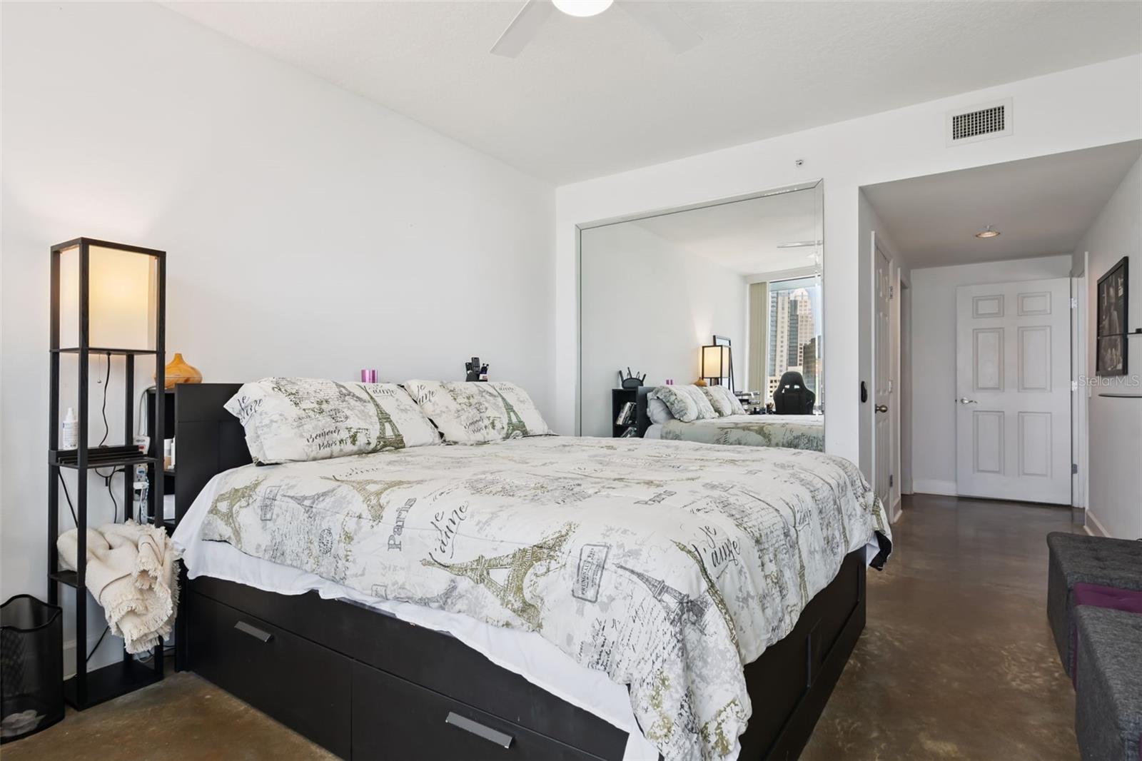 WAVERLY/LK EOLA - Residential