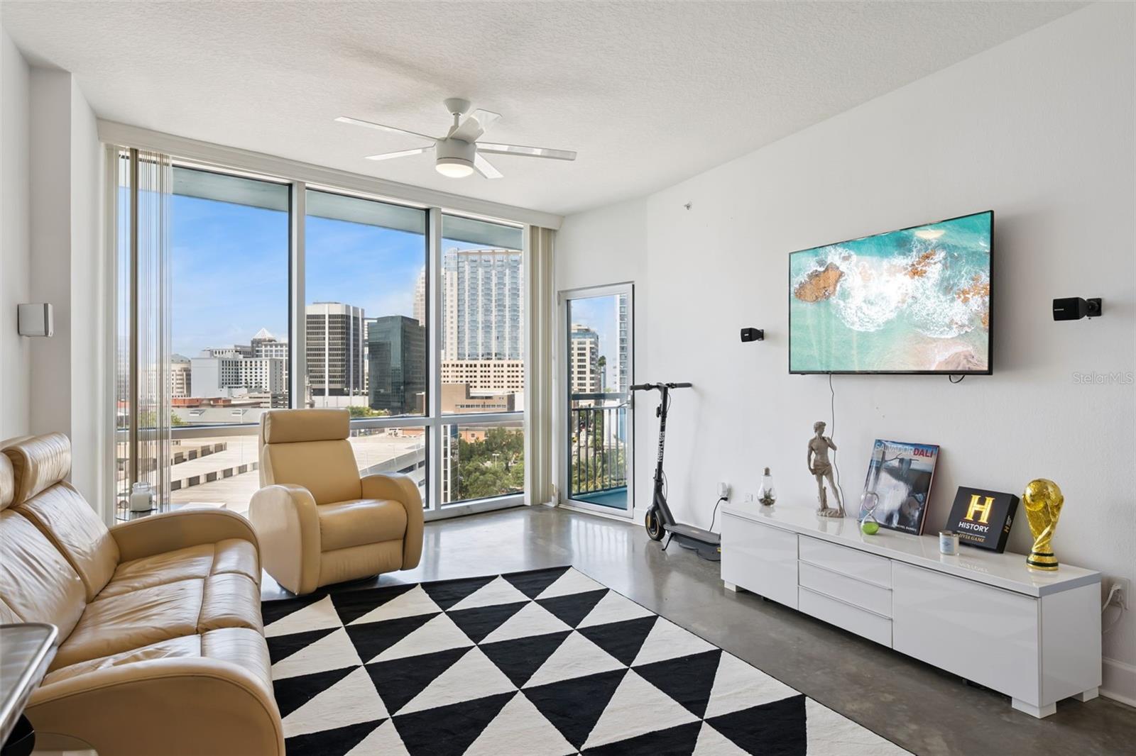 WAVERLY/LK EOLA - Residential