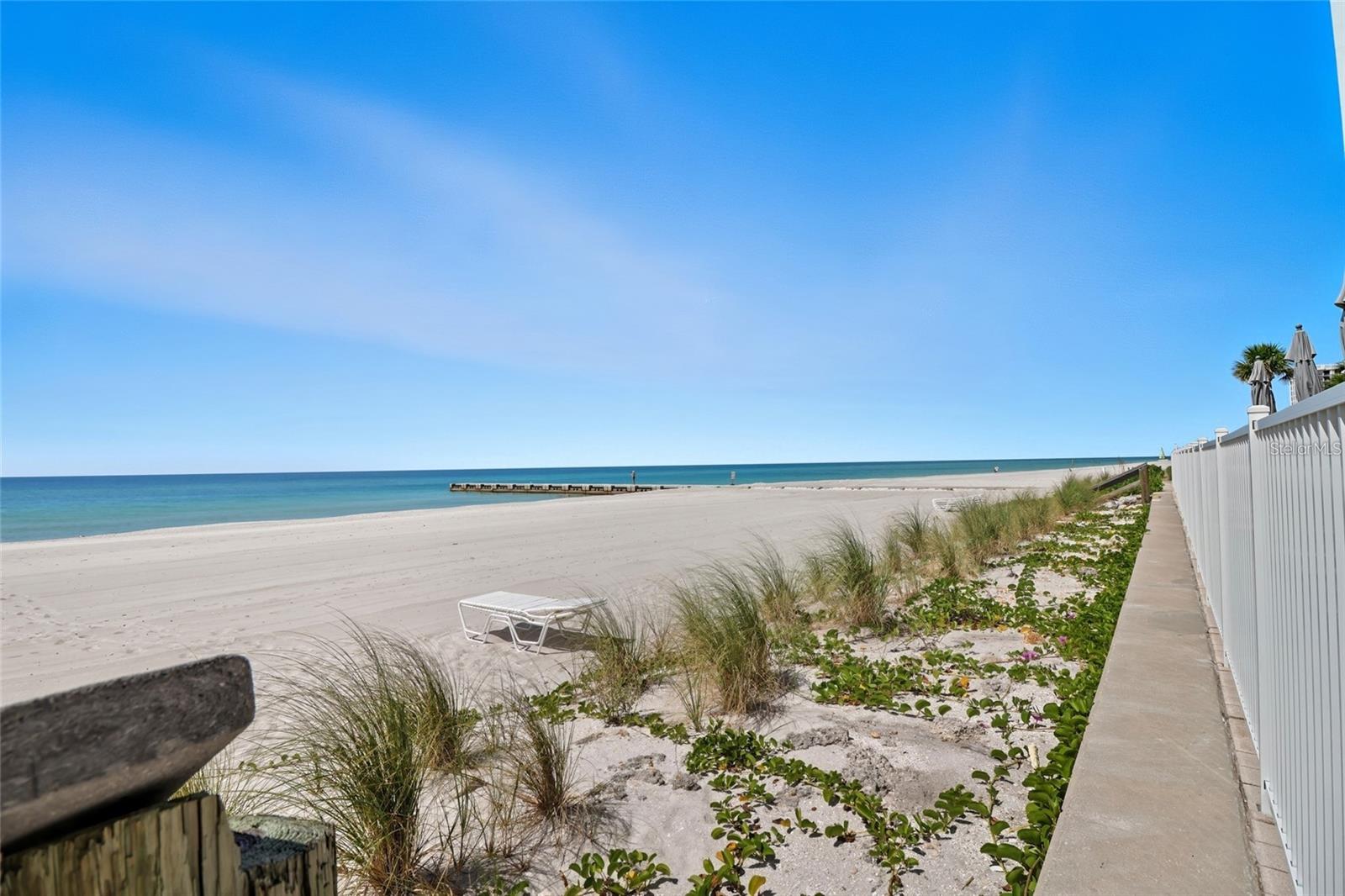 ISLANDER CLUB OF LONGBOAT - Residential