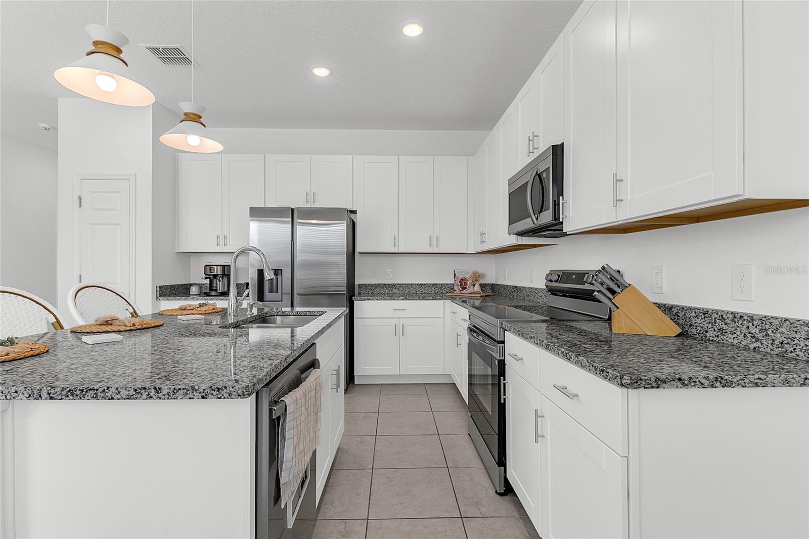 TARPON BAY PH 3 - Residential