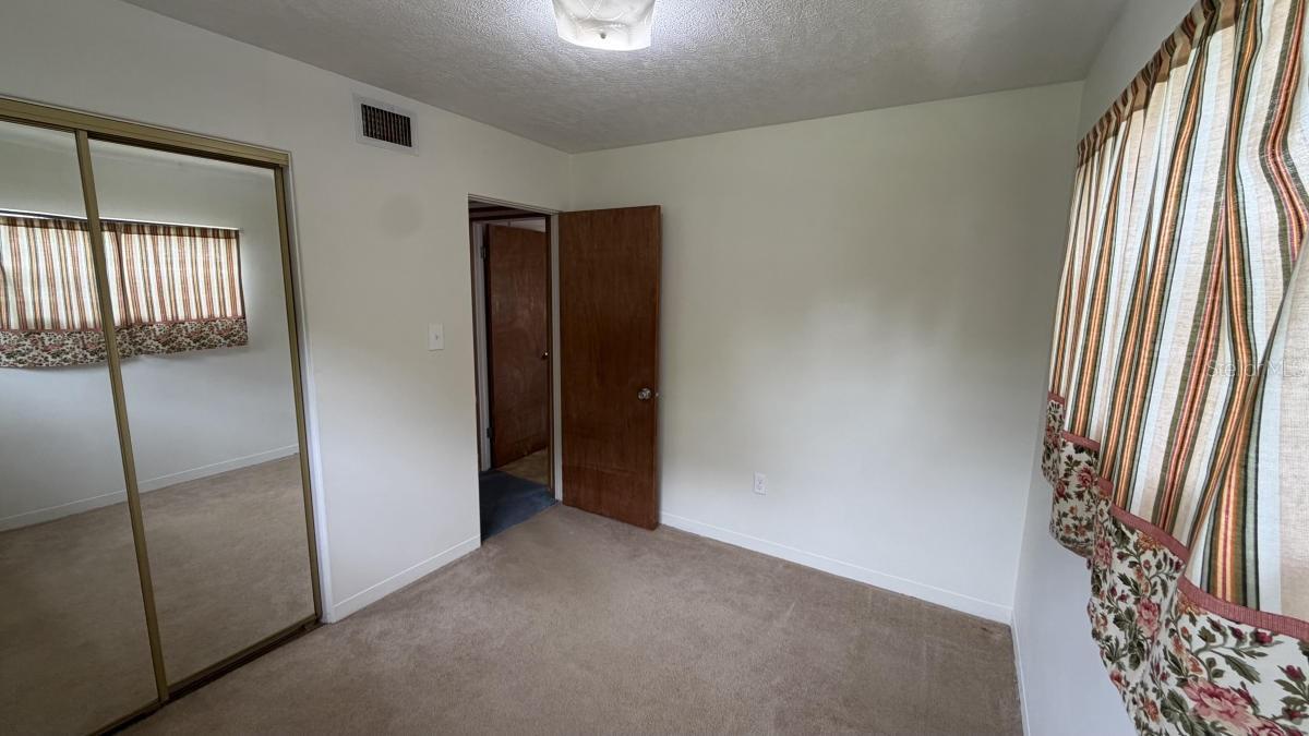 PEACH LAKE MANOR - Residential
