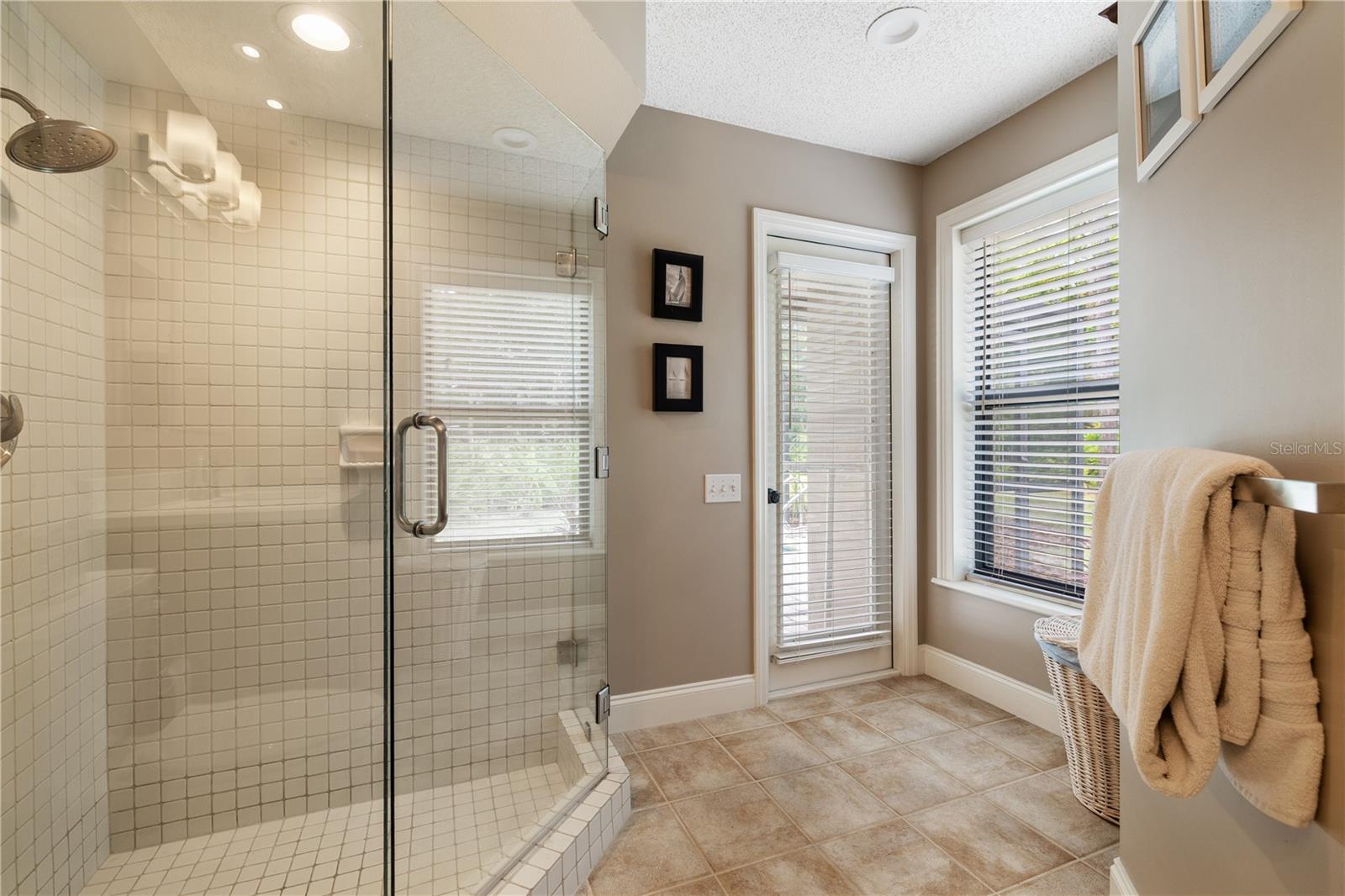 TARPON WOODS 4TH ADD - Residential