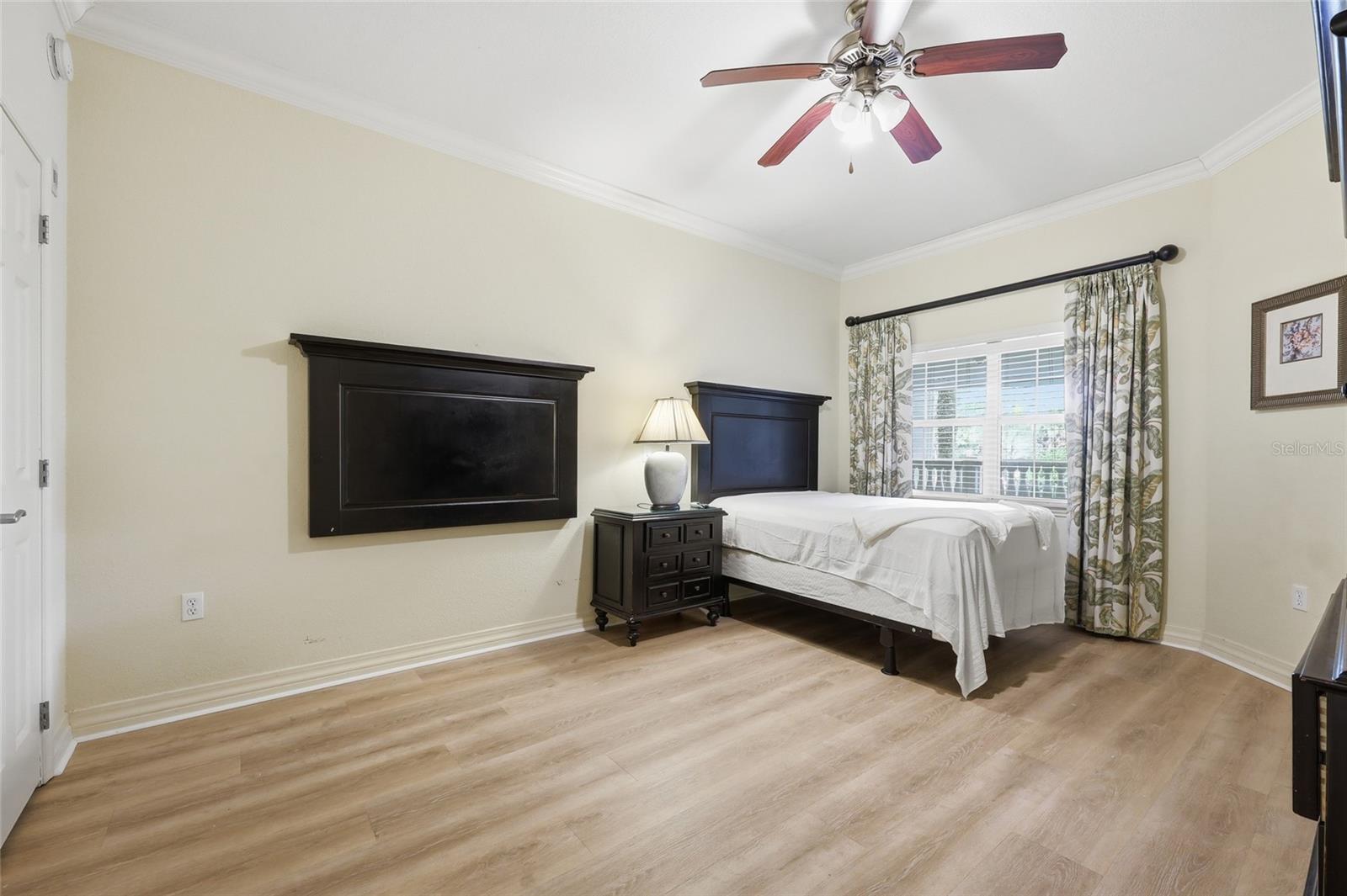 VILLAS AT REUNION SQUARE CONDO PH 2 - Residential