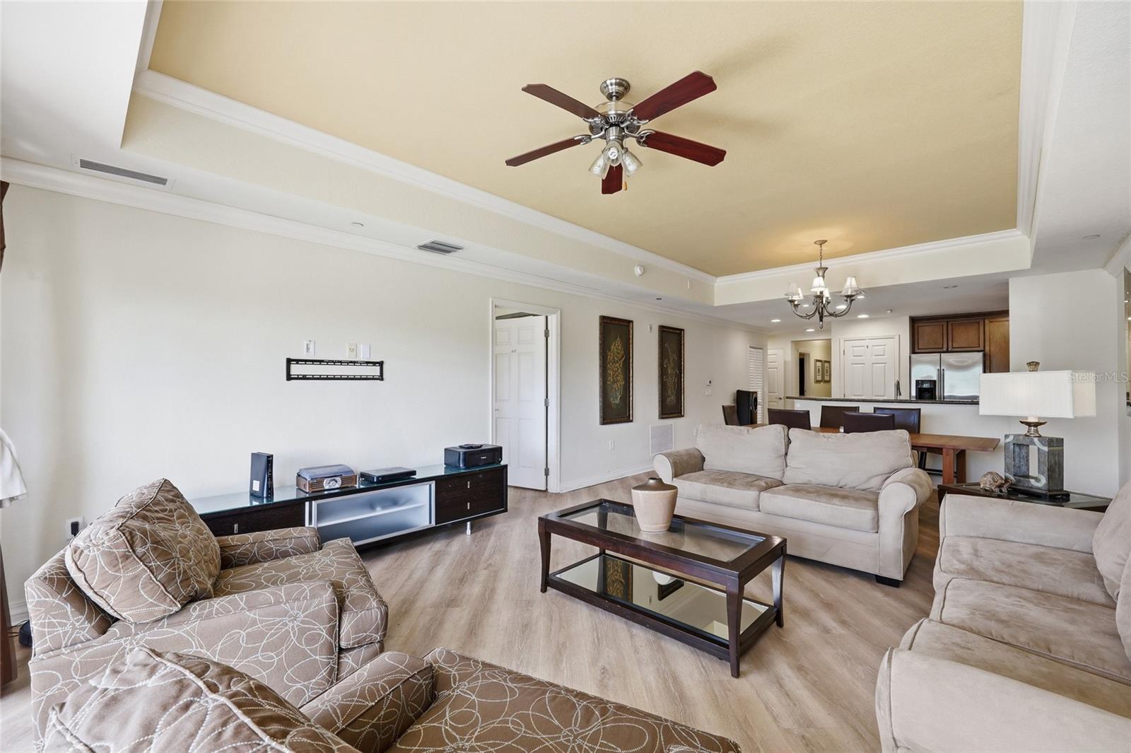 VILLAS AT REUNION SQUARE CONDO PH 2 - Residential