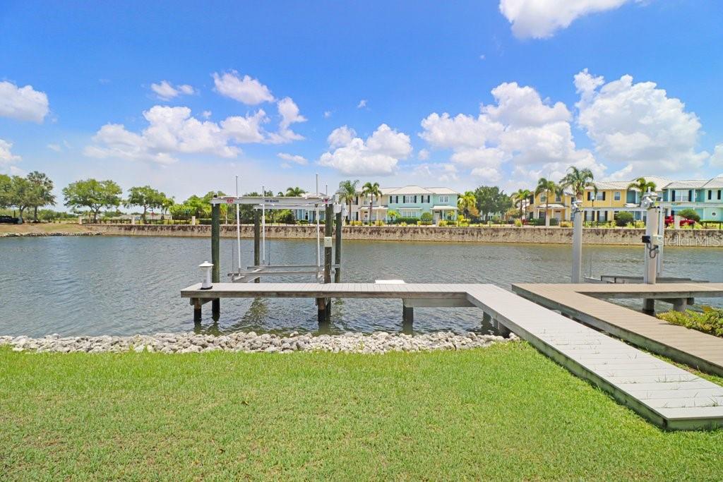MIRABAY PRCL 8 - Residential