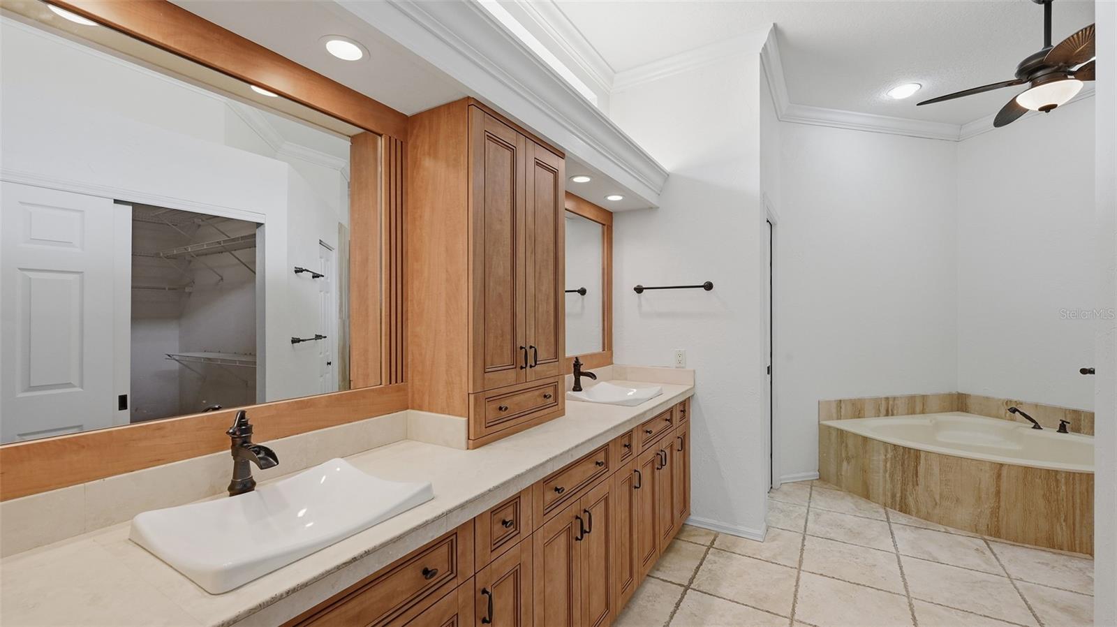VENICE GOLF & CNTRY CLUB - Residential
