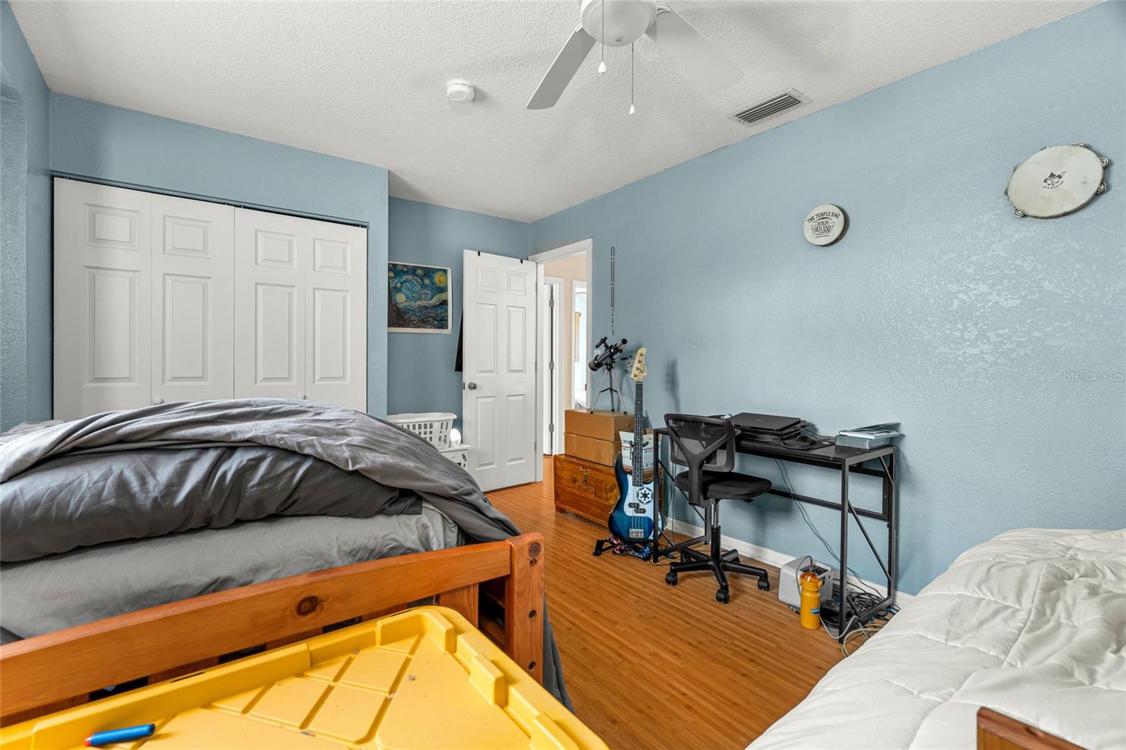 MISSION VALLEY ESTATE SEC B-1 - Residential