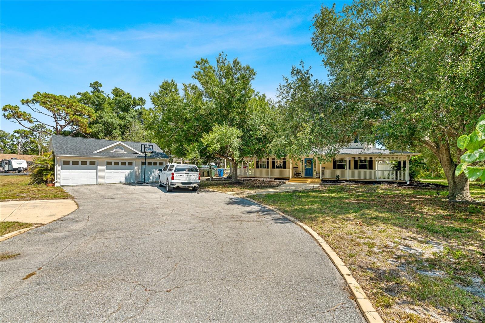 MISSION VALLEY ESTATE SEC B-1 - Residential