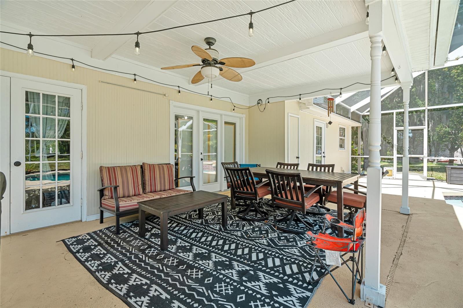 MISSION VALLEY ESTATE SEC B-1 - Residential