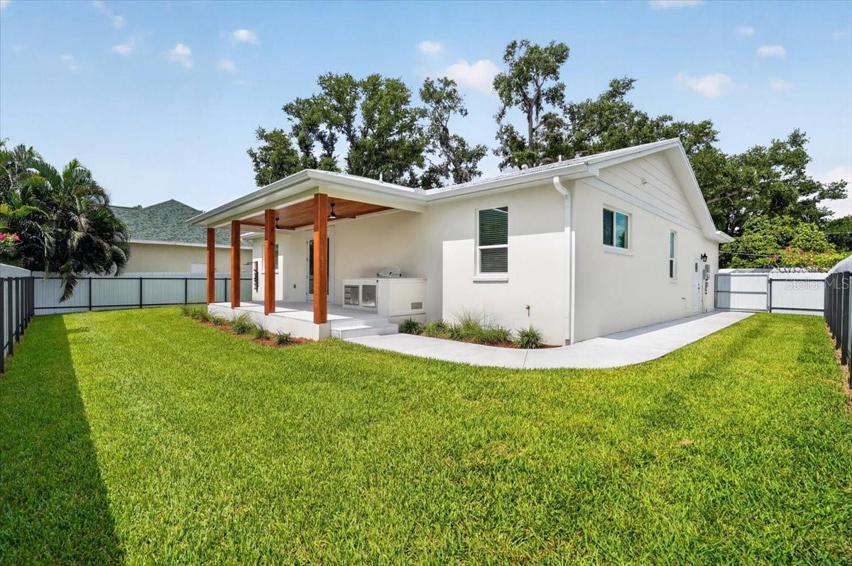MRS JULIA ATZROTH'S ADDITION - Residential