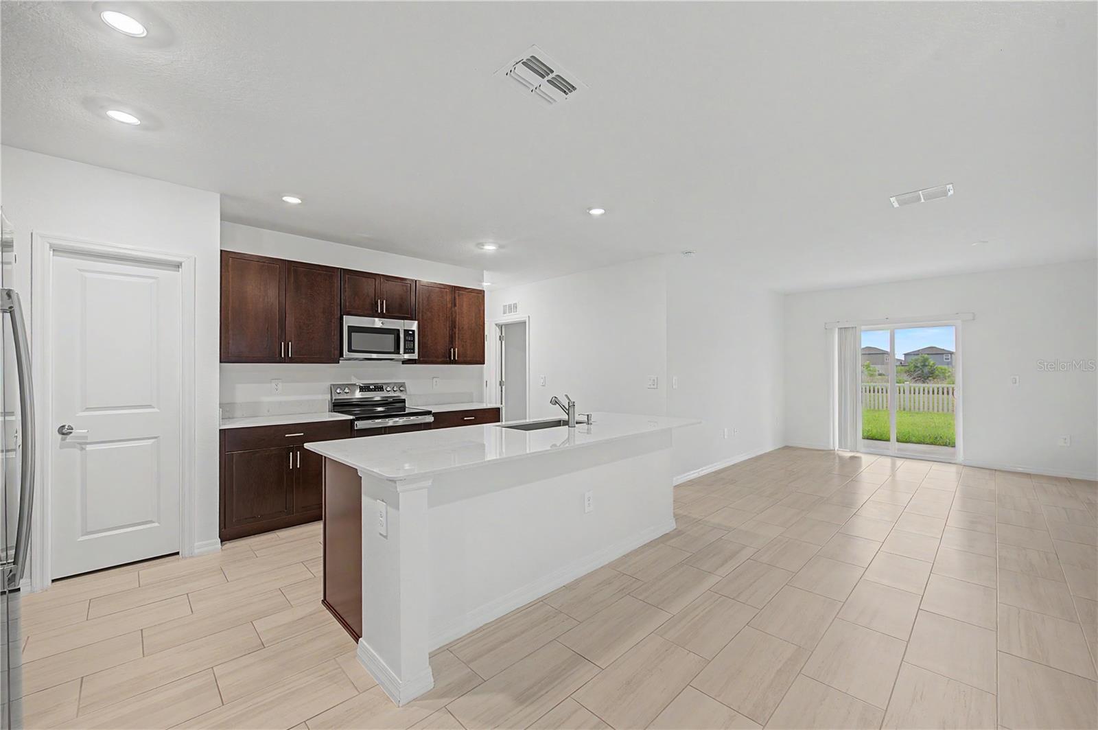 PARK EAST PH 1A - Residential