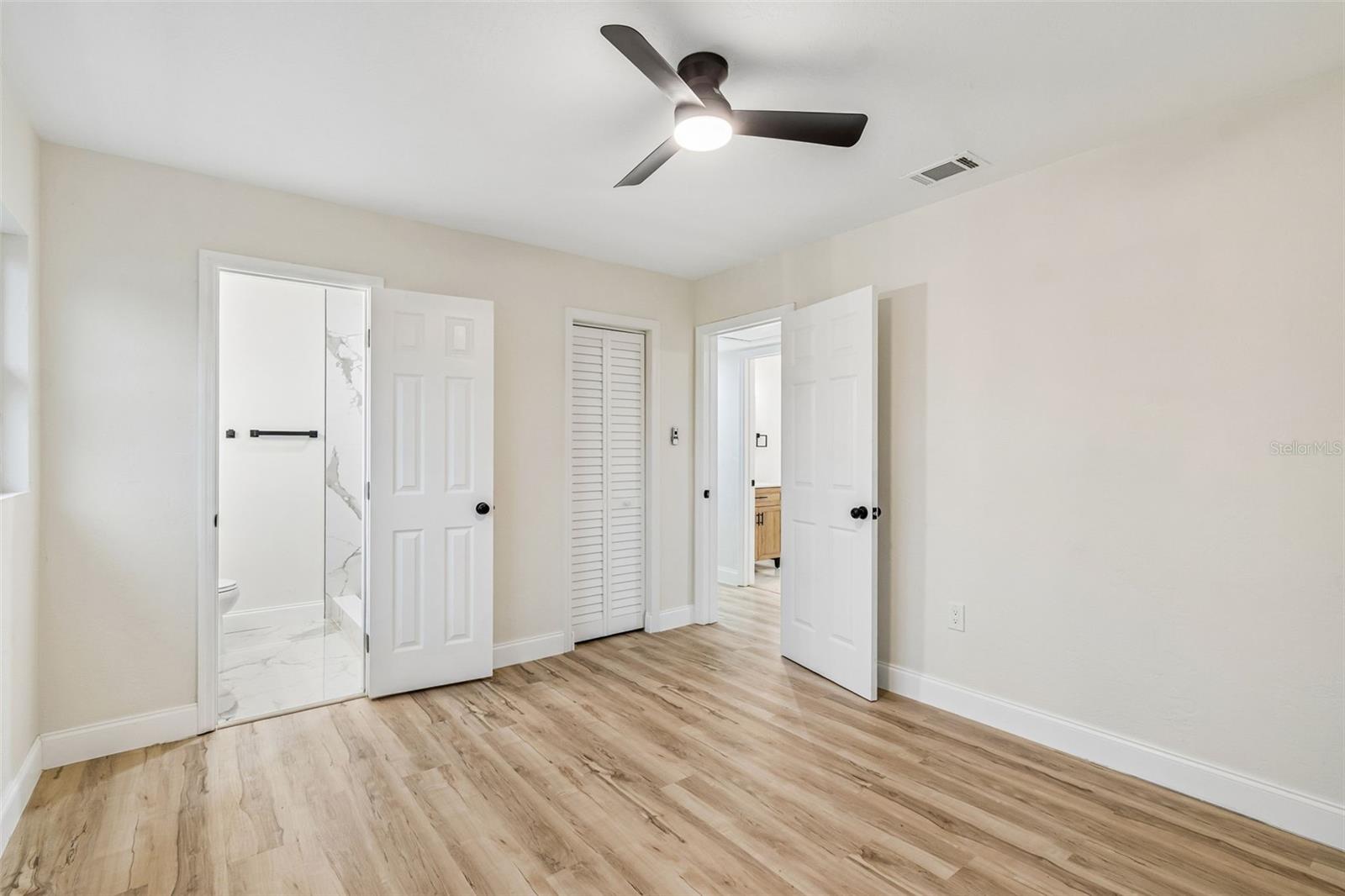 TERESA GARDENS - Residential