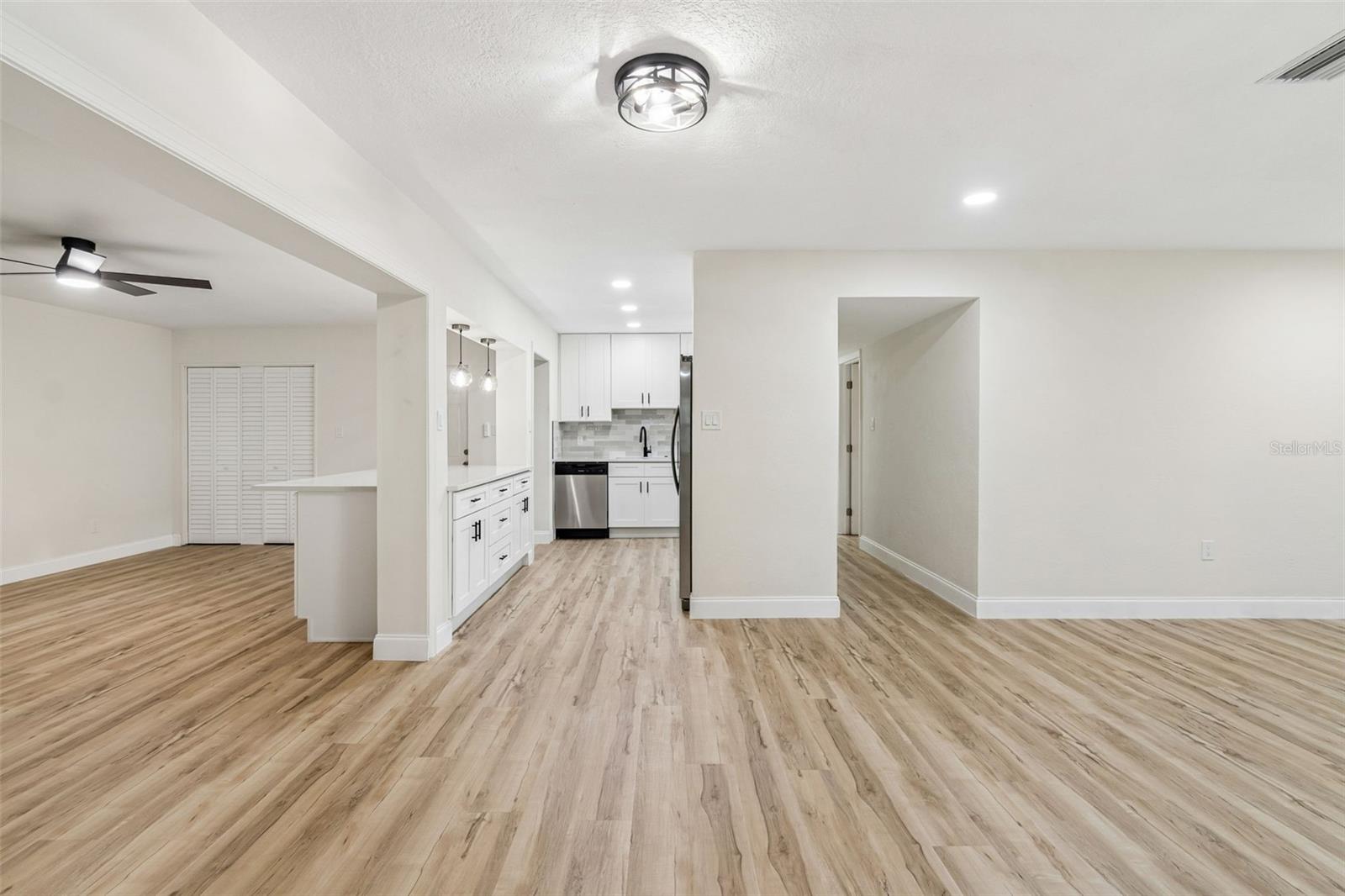 TERESA GARDENS - Residential