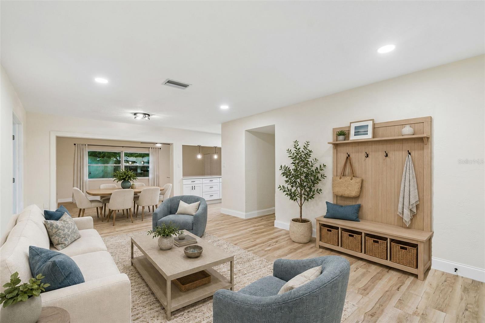 TERESA GARDENS - Residential