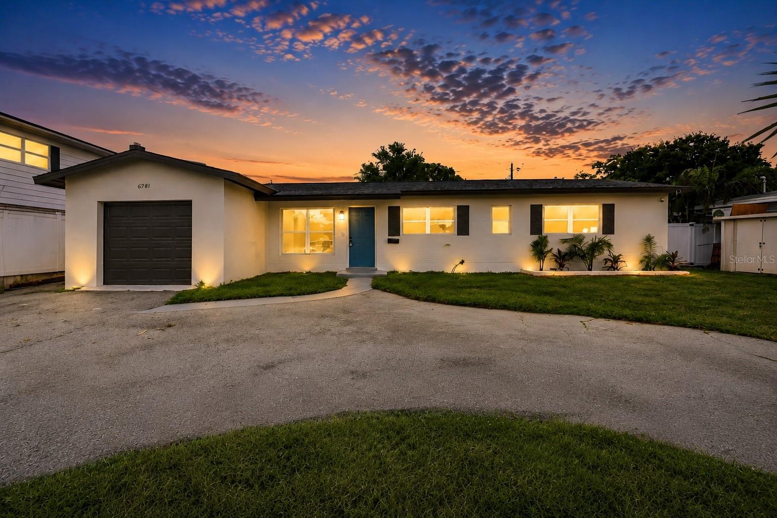 TERESA GARDENS - Residential