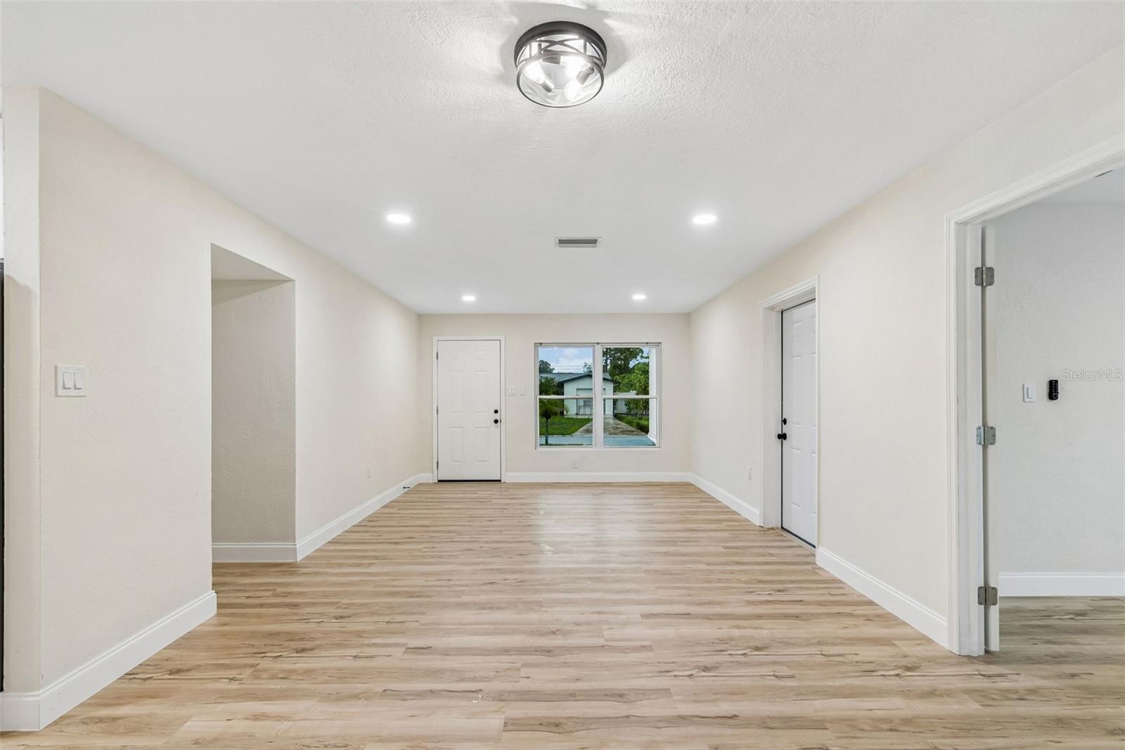 TERESA GARDENS - Residential