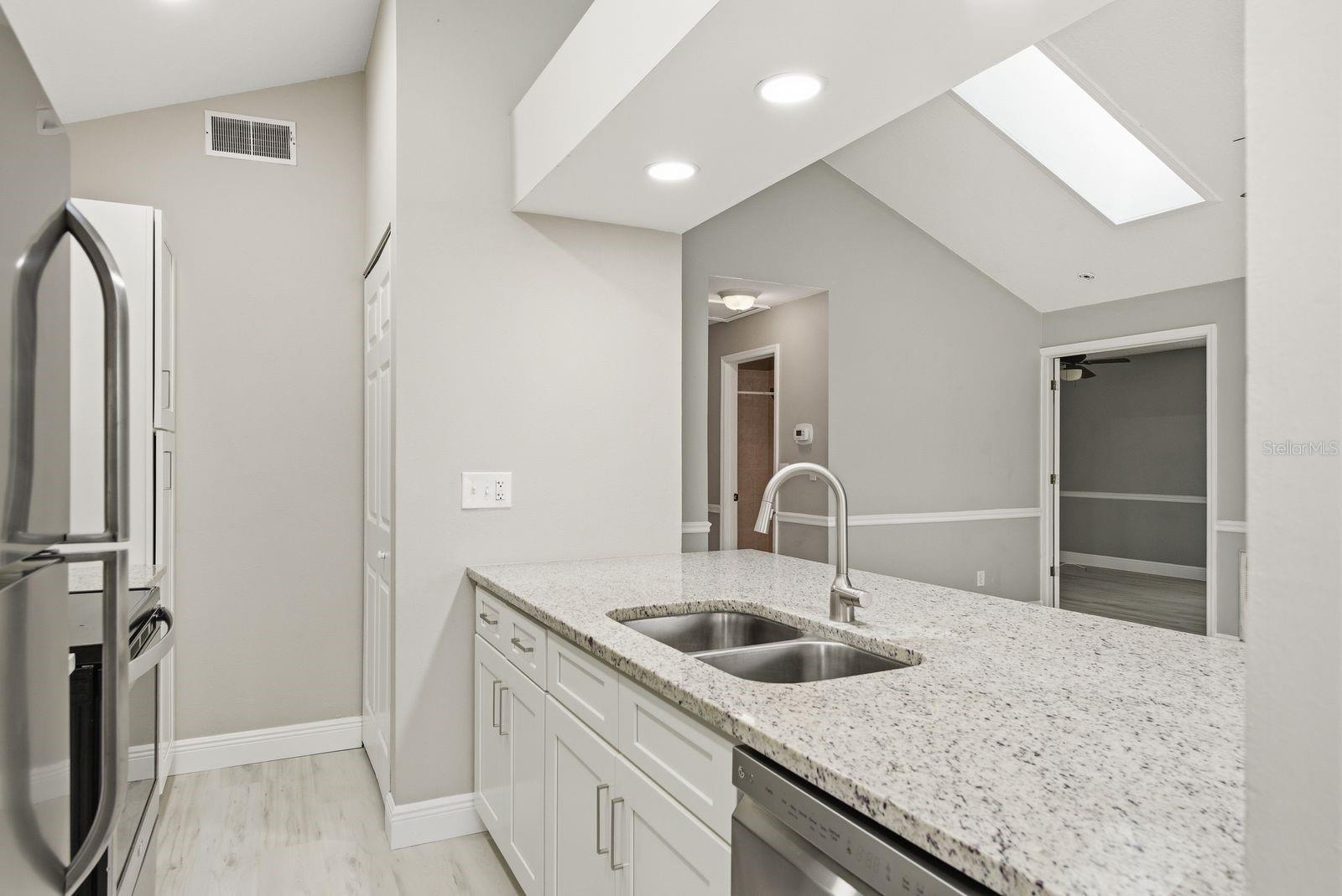LAKE ST GEORGE-SOUTH - Residential Lease