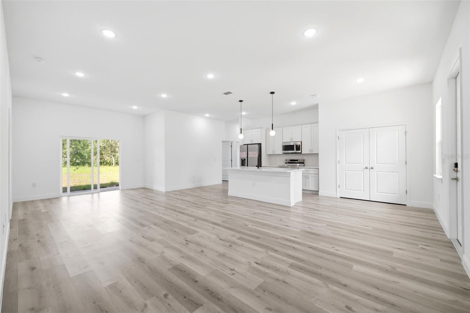 MARION OAKS UN 06 - Residential