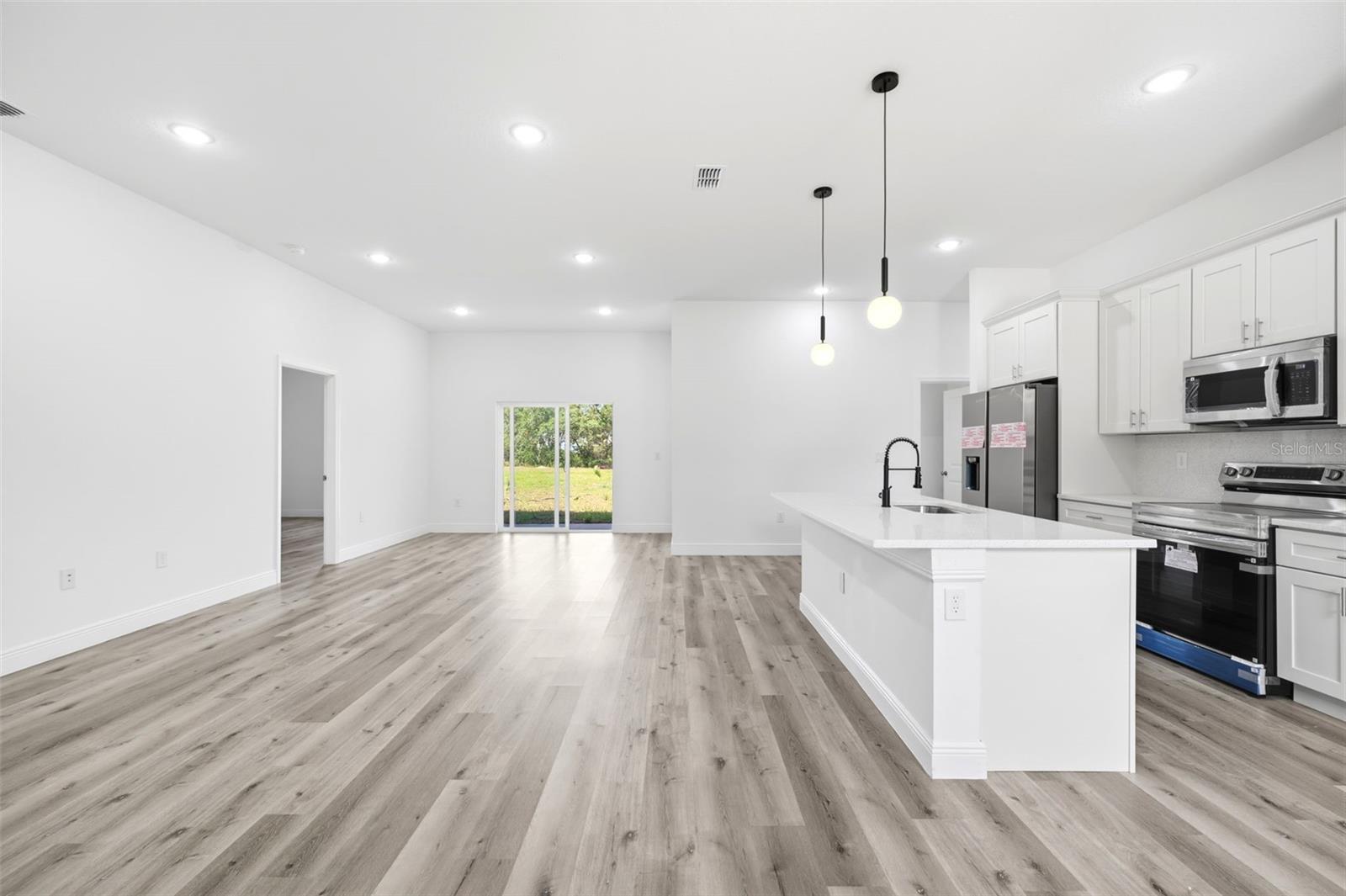 MARION OAKS UN 06 - Residential