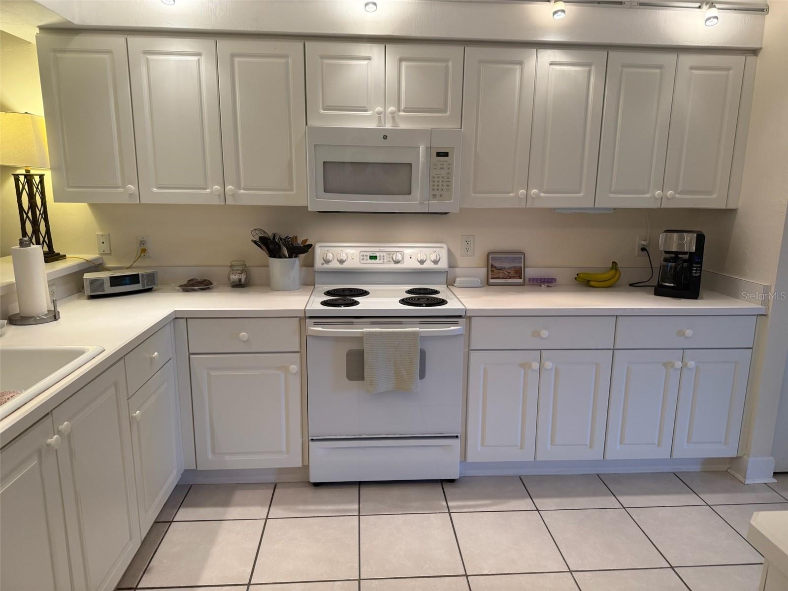 BOUCHELLE ISLAND CONDO - Residential Lease