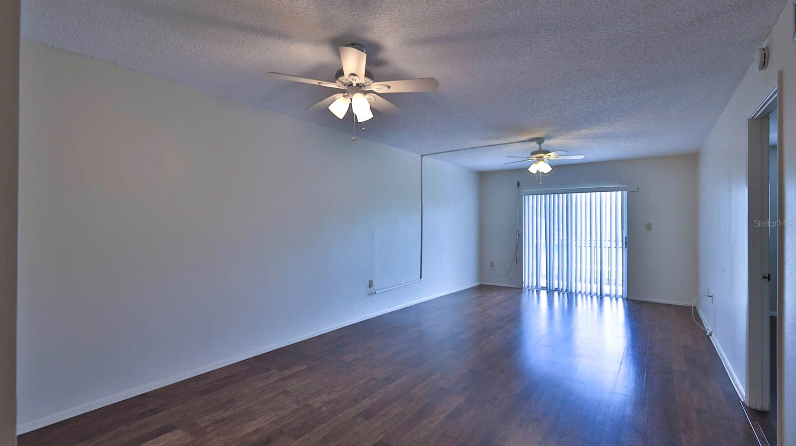CAPTAINS QUARTERS - Residential