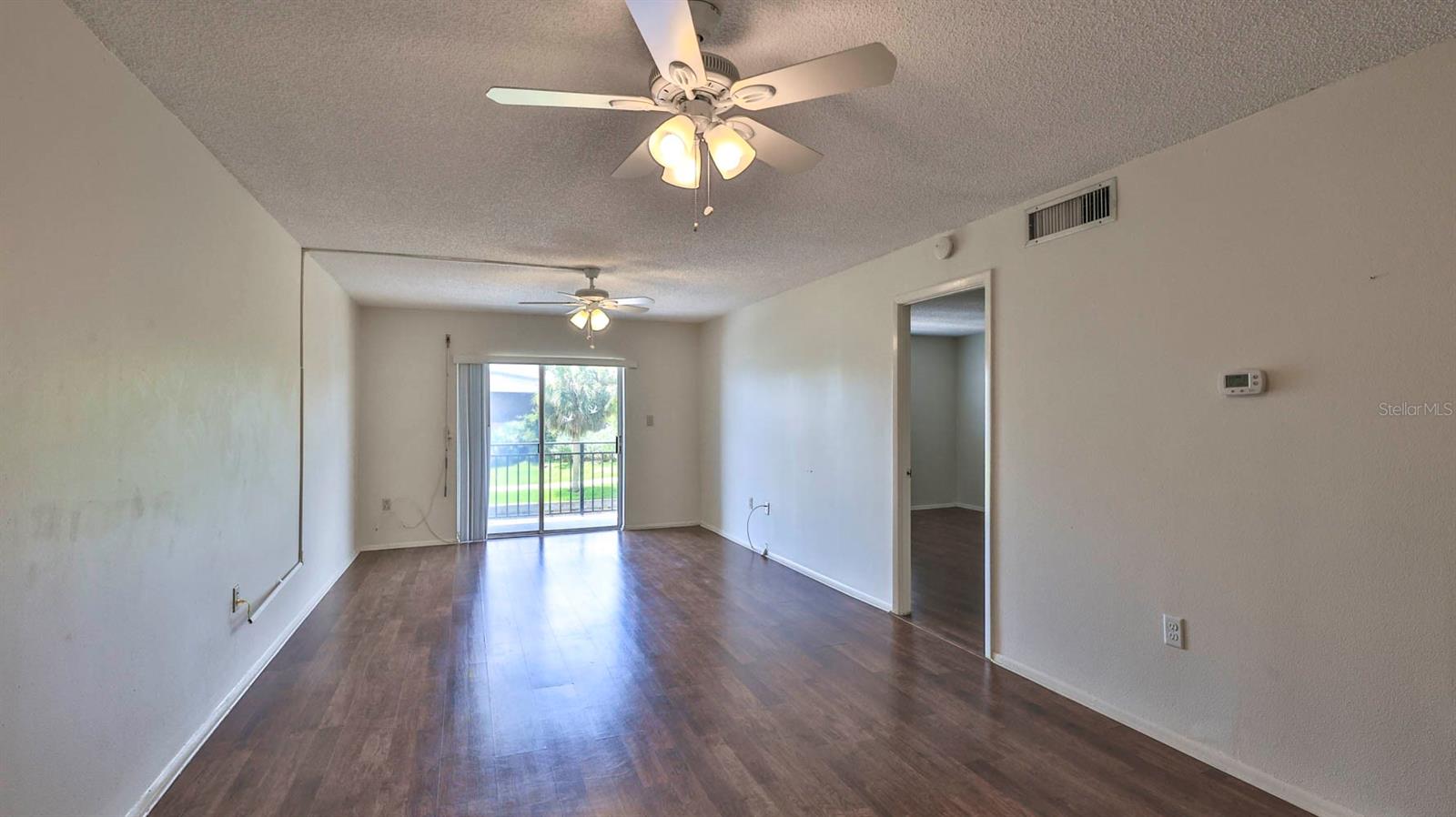 CAPTAINS QUARTERS - Residential