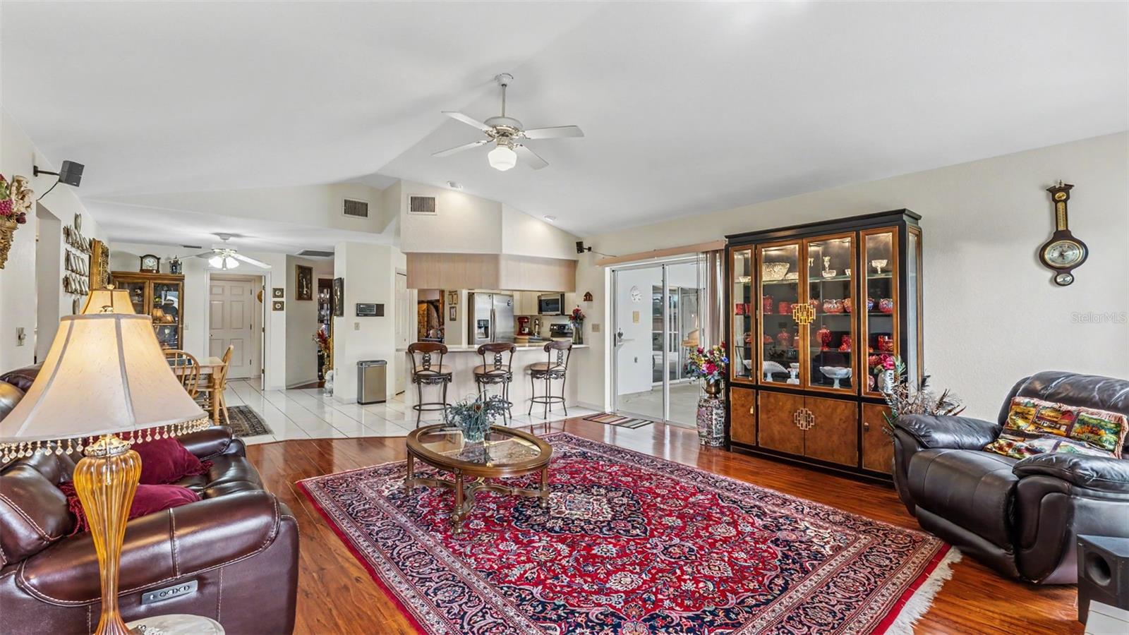 HUNTERS RUN - Residential