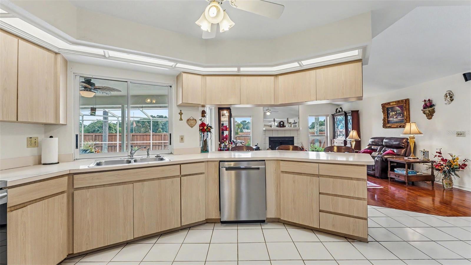 HUNTERS RUN - Residential