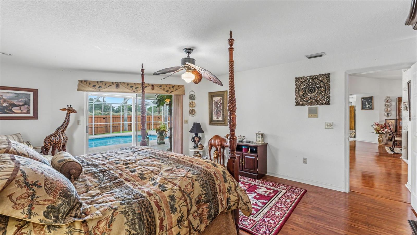 HUNTERS RUN - Residential