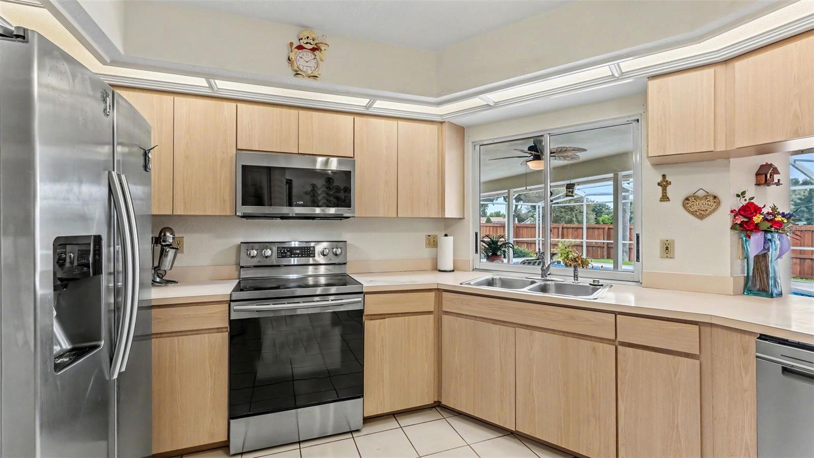 HUNTERS RUN - Residential