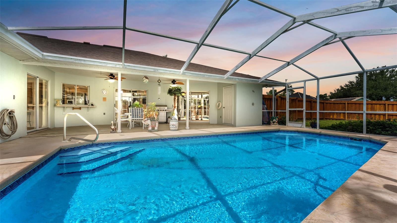 HUNTERS RUN - Residential