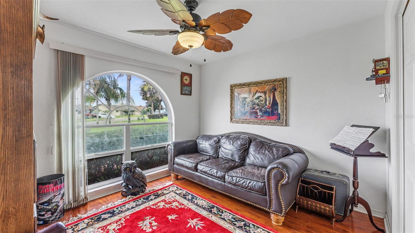 HUNTERS RUN - Residential