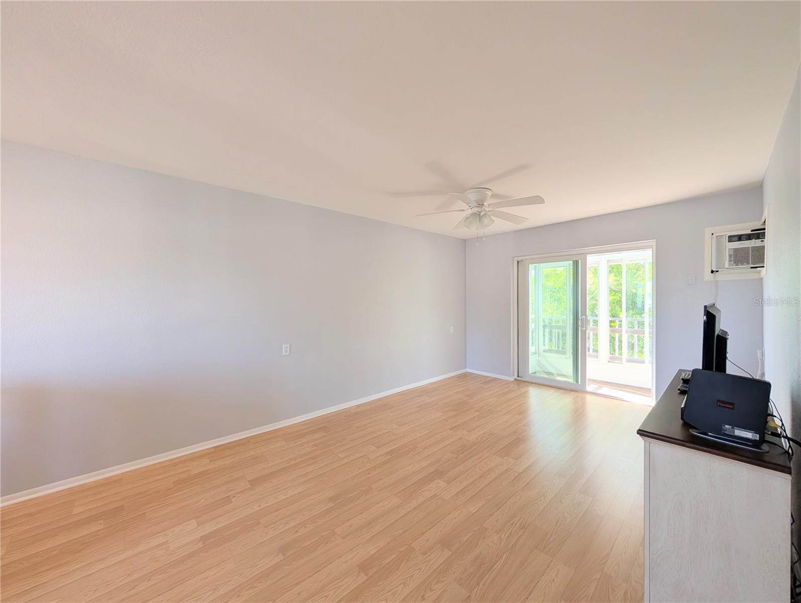 BAYSHORE GARDENS APTS 5 - Residential