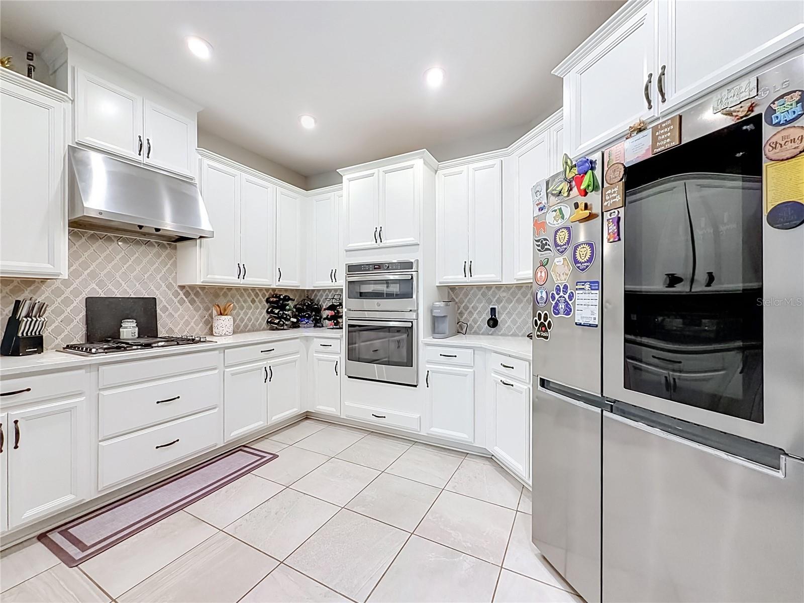 CRESTVIEW - Residential