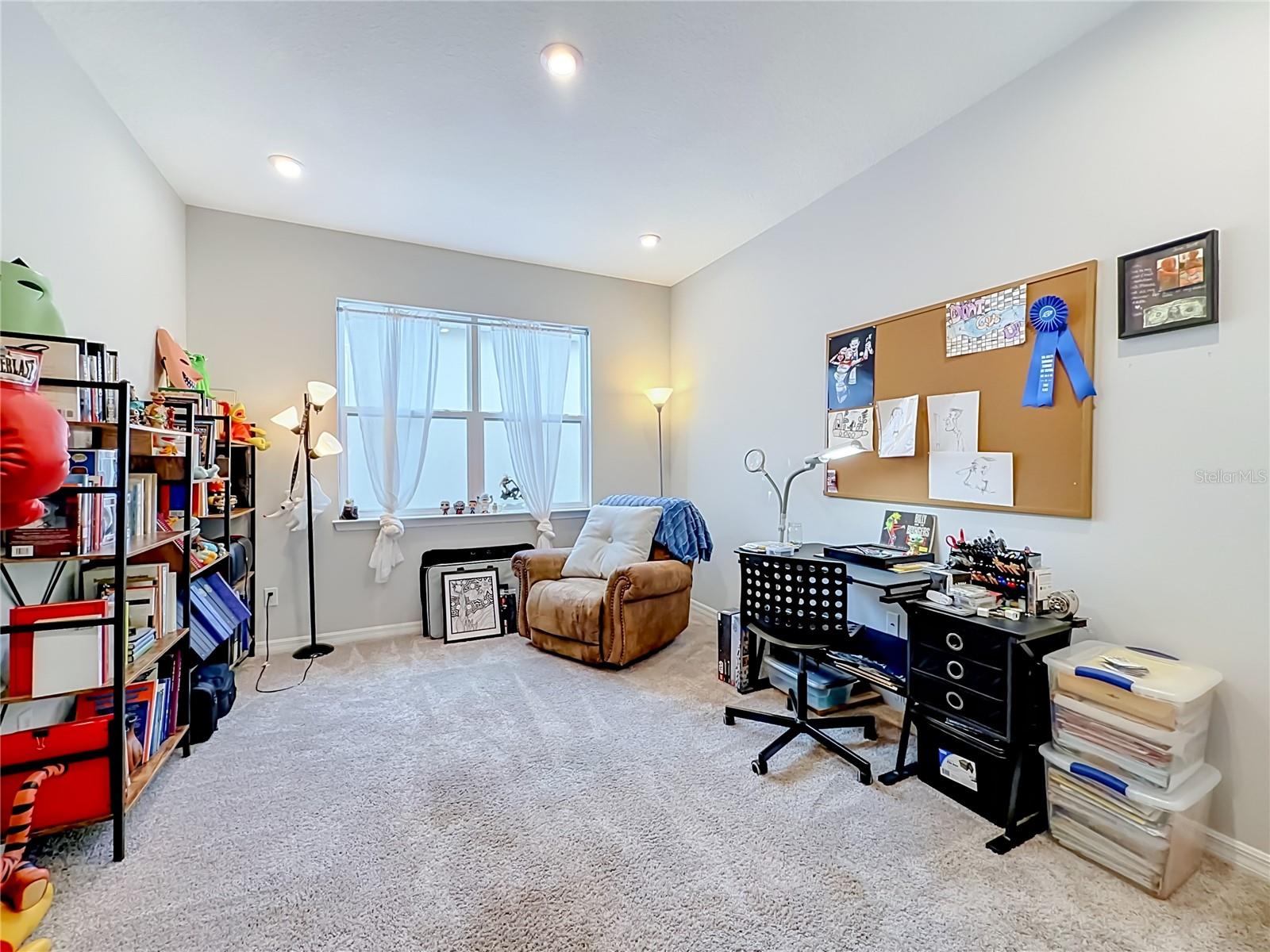 CRESTVIEW - Residential