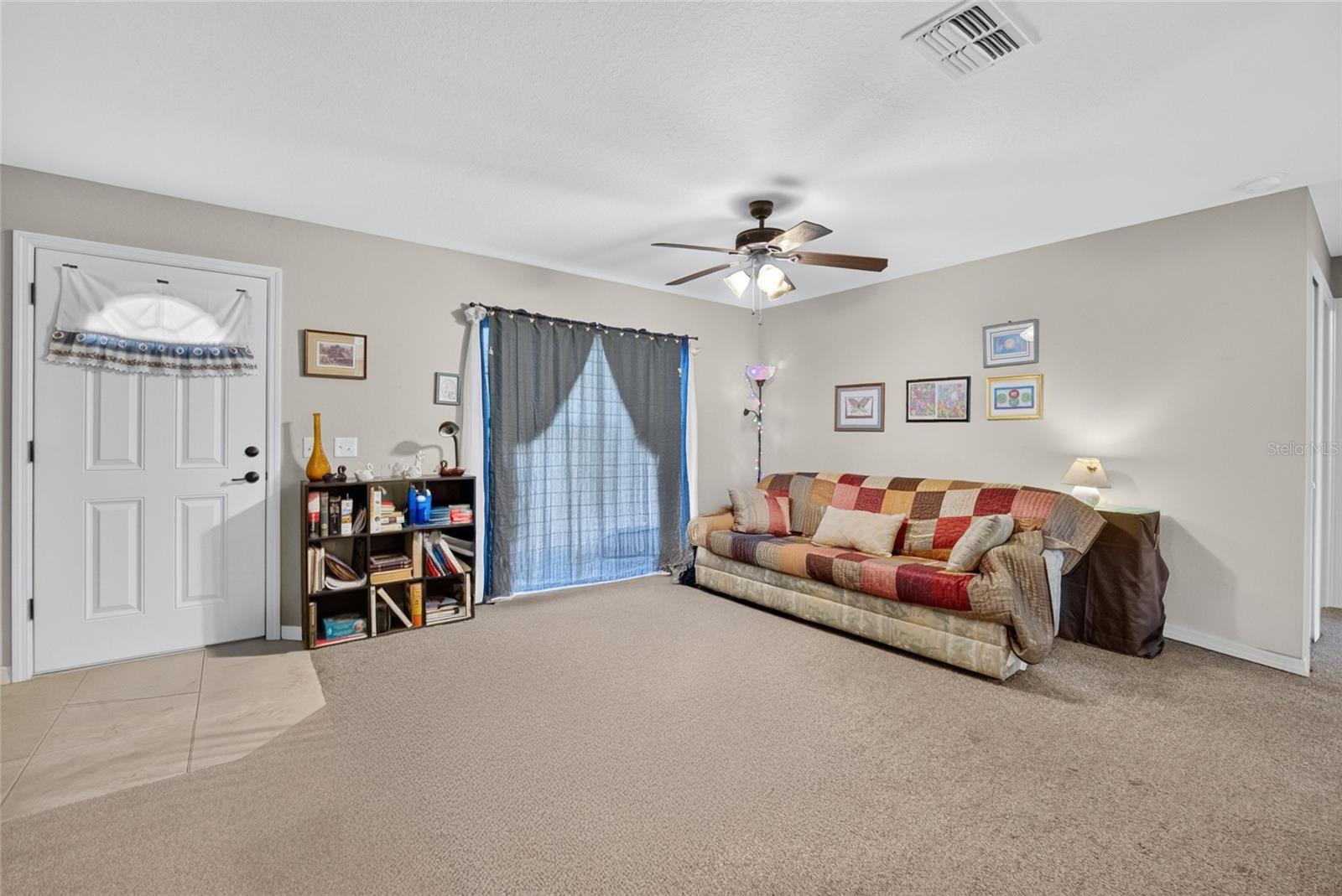 MARION OAKS UN 01 - Residential