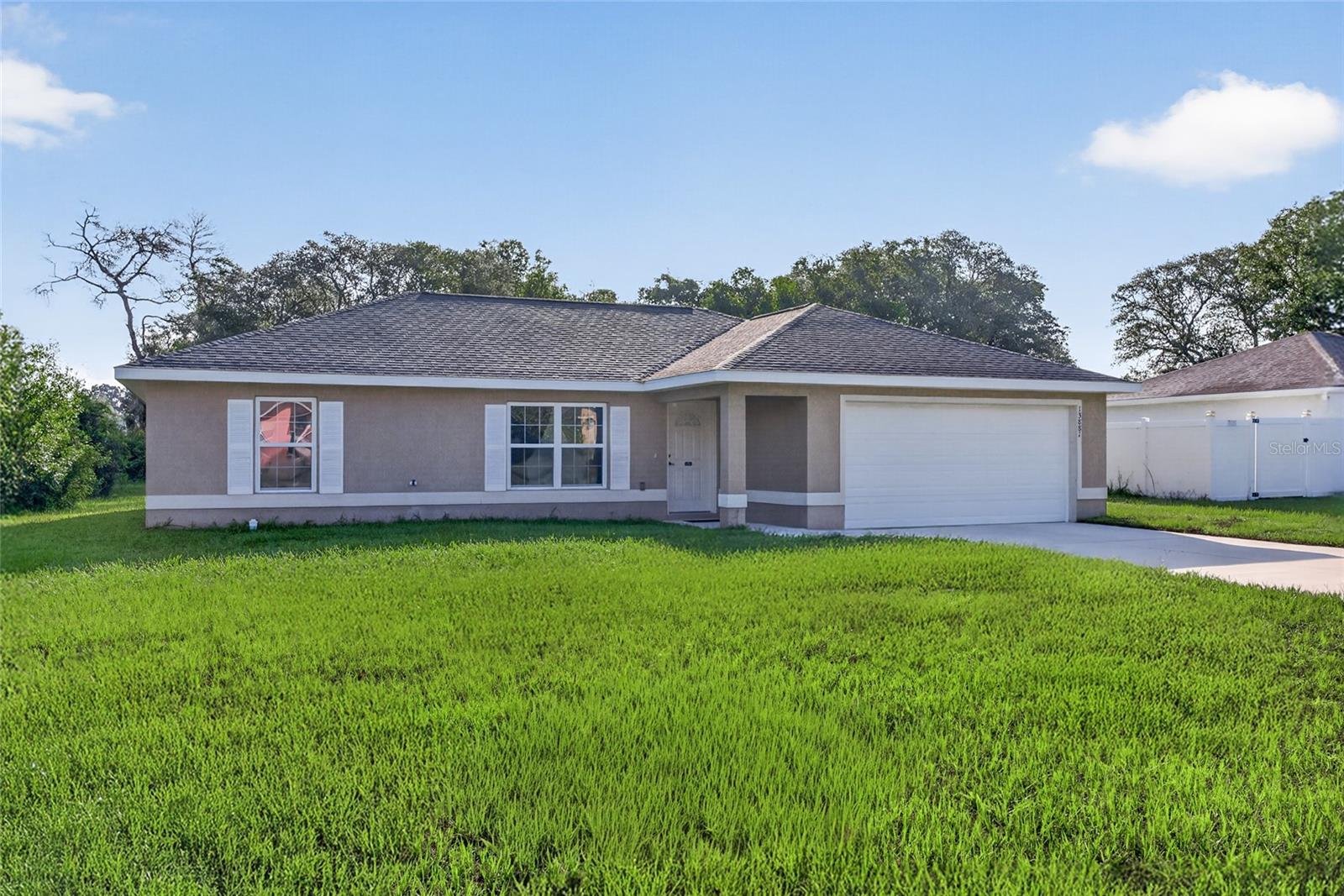 MARION OAKS UN 01 - Residential