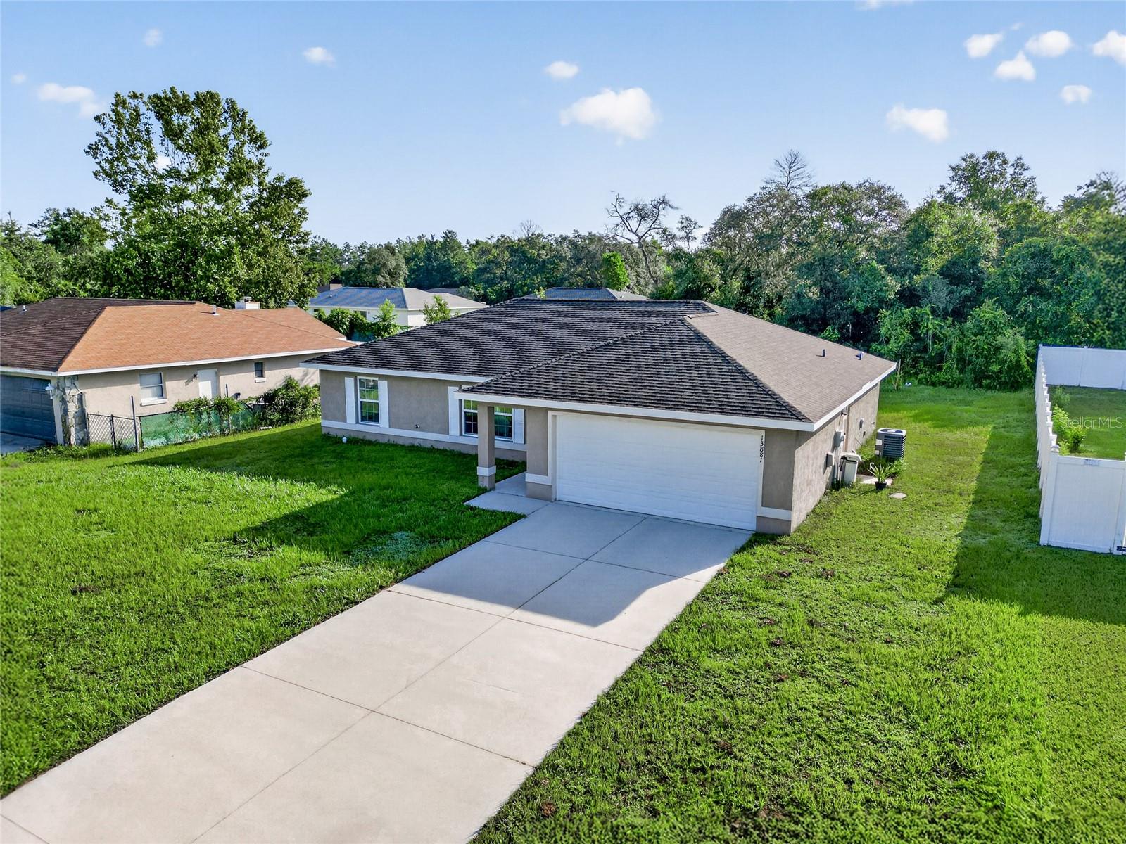 MARION OAKS UN 01 - Residential