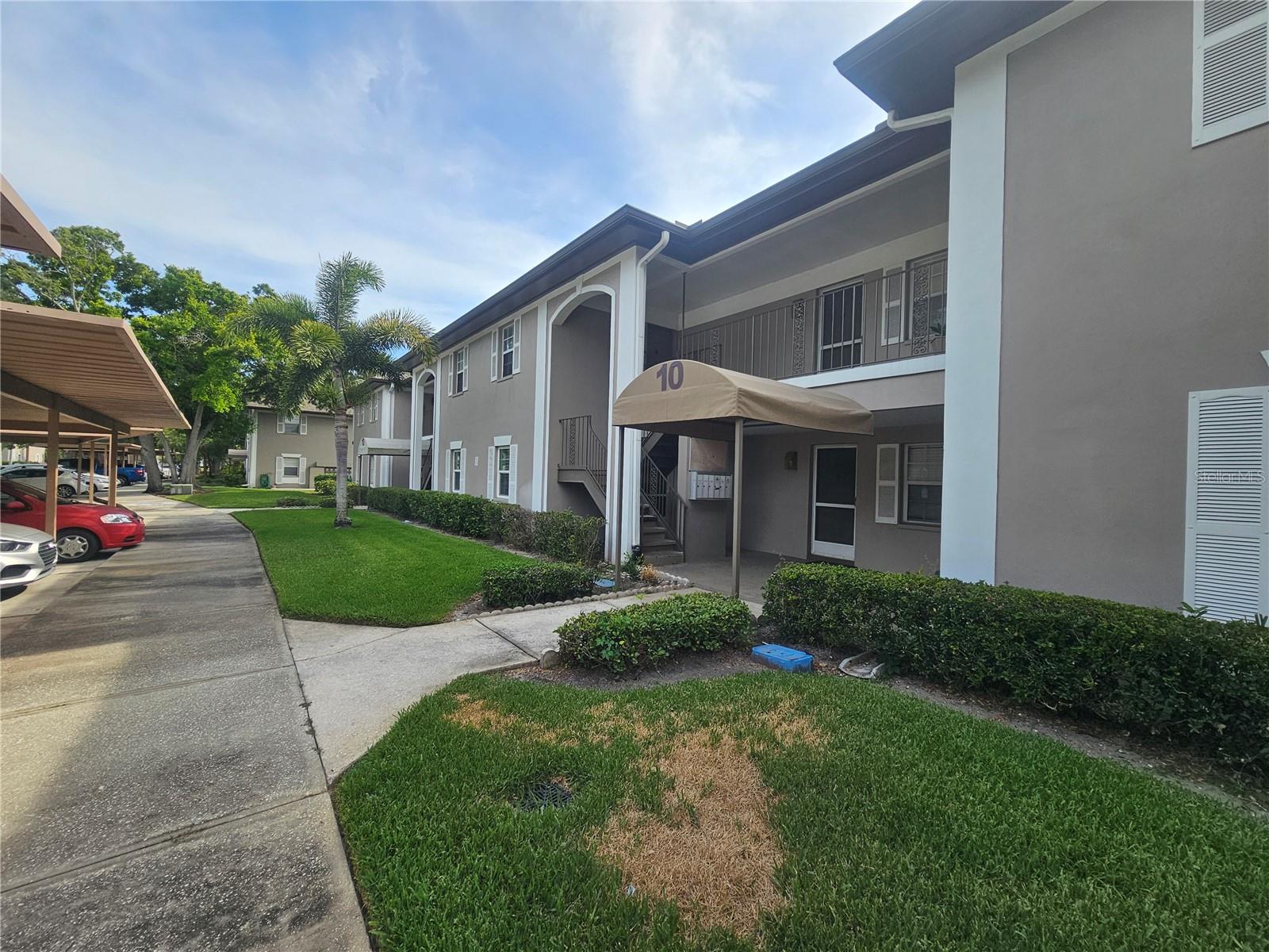BAY OAKS CONDO - Residential