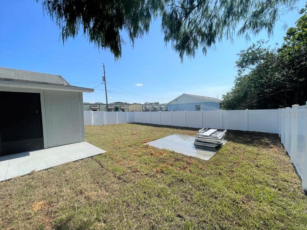SEMINOLE LAND AND INV CO - Residential Lease