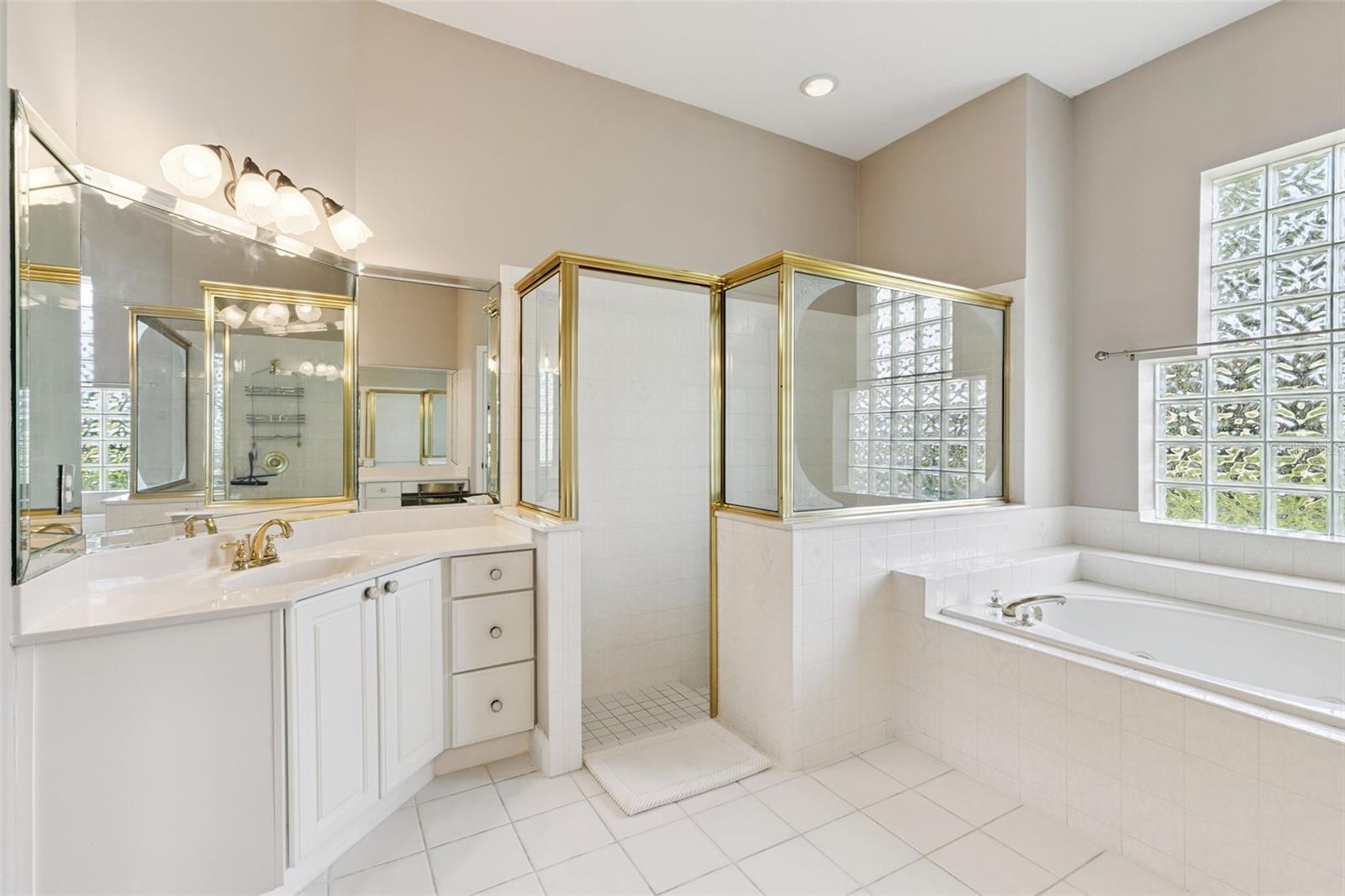 MEADOW BROOKE - Residential