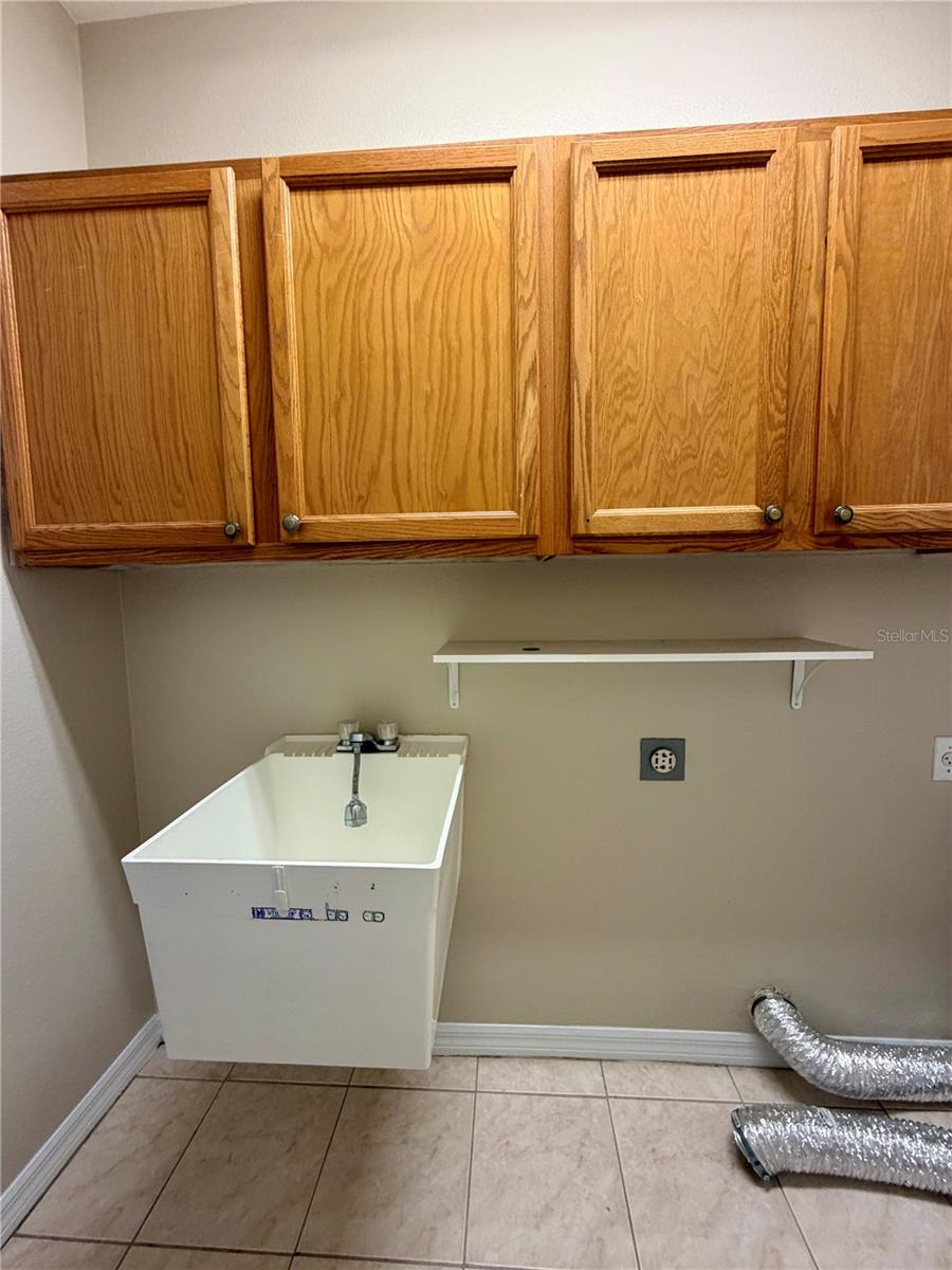KEY VISTA - Residential Lease